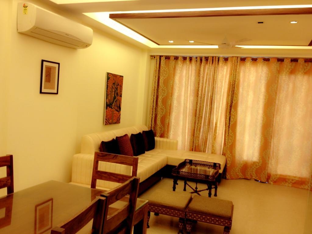 Woodpecker Service Apartments - Green Park New Delhi Bilik gambar