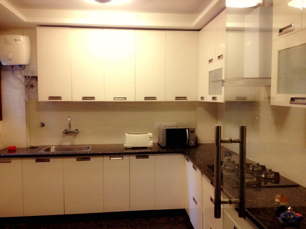Woodpecker Service Apartments - Green Park New Delhi Bilik gambar