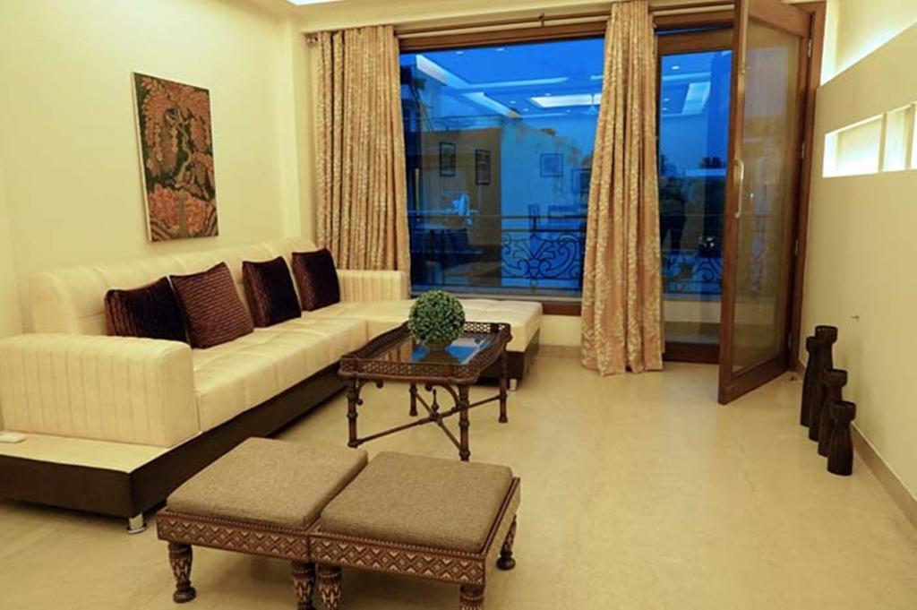 Woodpecker Service Apartments - Green Park New Delhi Luaran gambar
