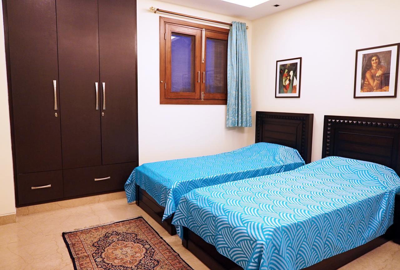 Woodpecker Service Apartments - Green Park New Delhi Luaran gambar