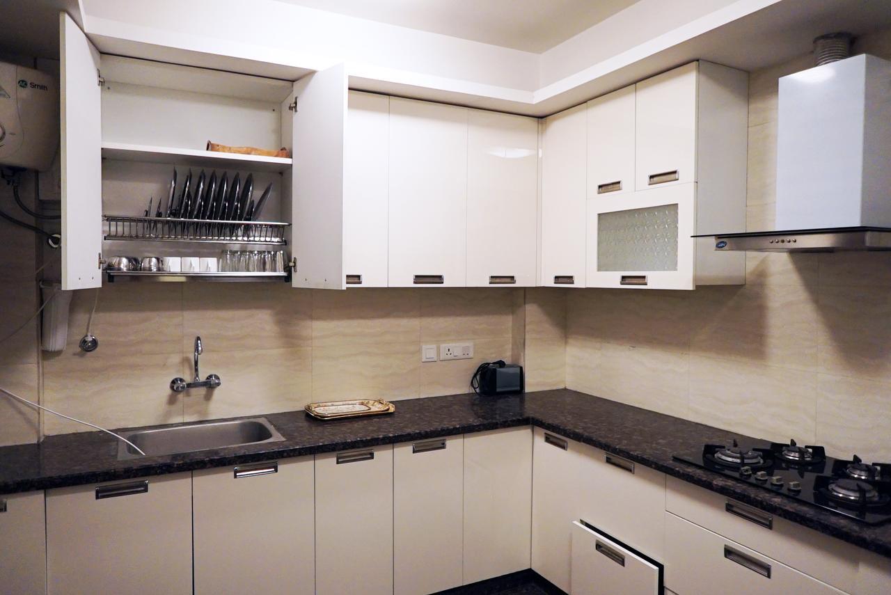 Woodpecker Service Apartments - Green Park New Delhi Luaran gambar